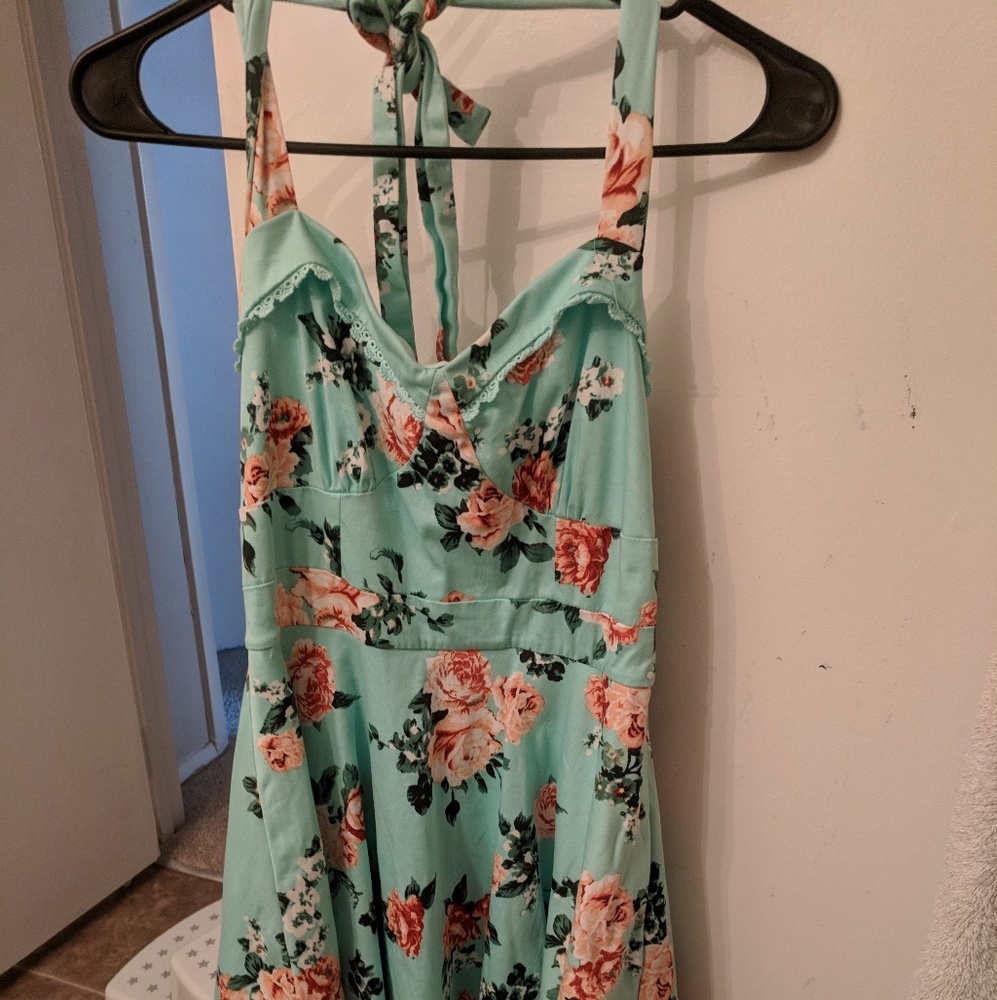 Floral pin up dress